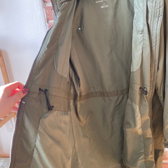 Aritzia The Group Babaton Raindrop Green Anorak, Size XS - Picture 10 of 12
